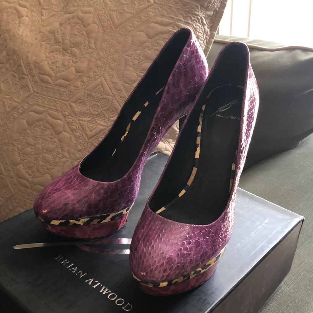 Brian Atwood Fontanne Snake Pumps